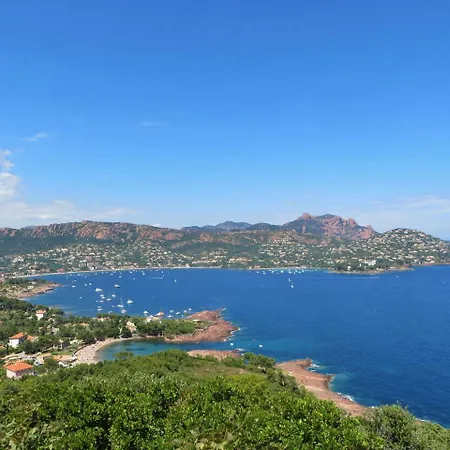 Appartamento Cap Esterel Village : 3 Pièces Rénové Mer Jardin C2 - Esterel Vacances 283la *