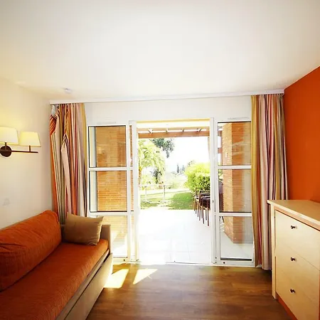 Lägenhet Cap Esterel Village : 3 Pieces Renove Mer Jardin C2 - Esterel Vacances 283la